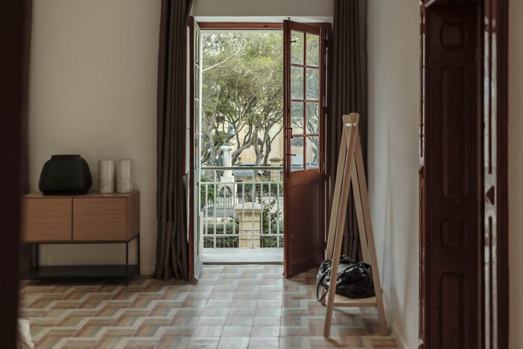 Two_Bedroom_EllulLiving-1A (10)