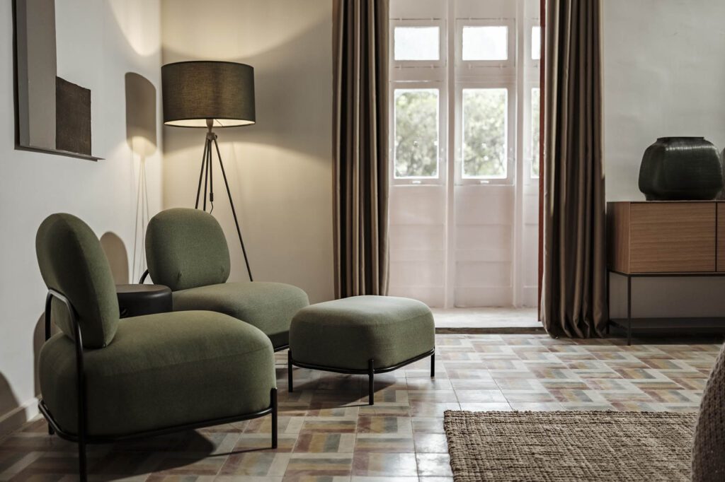 Two_Bedroom_EllulLiving-1A (9)